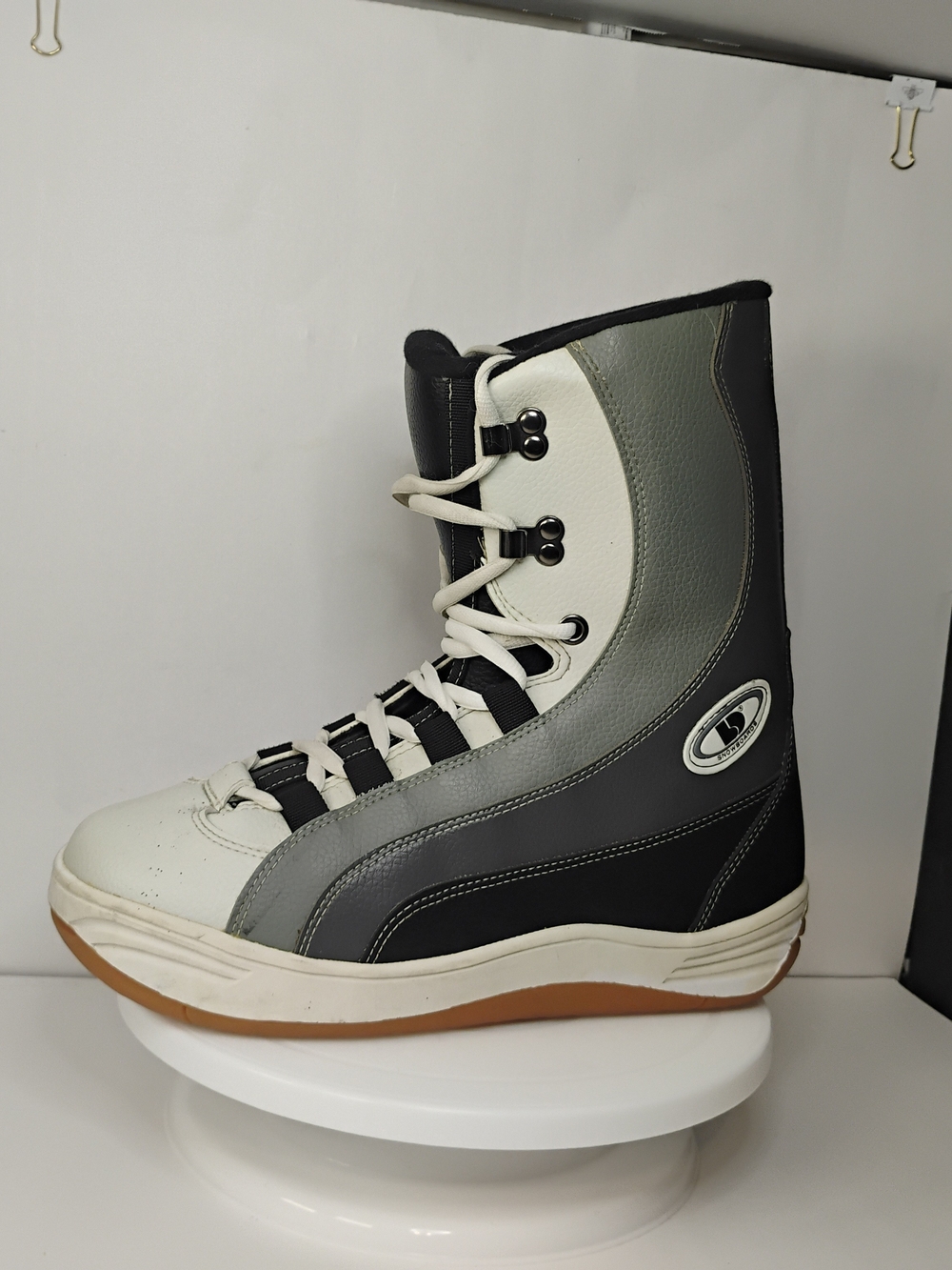 Men's High-Top Snow Boot in White & Gray - Unbranded